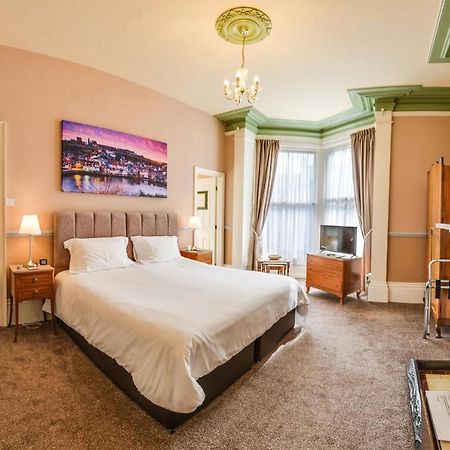 Pannett House Bed & Breakfast, Beautiful Victorian Residence Уитби Екстериор снимка