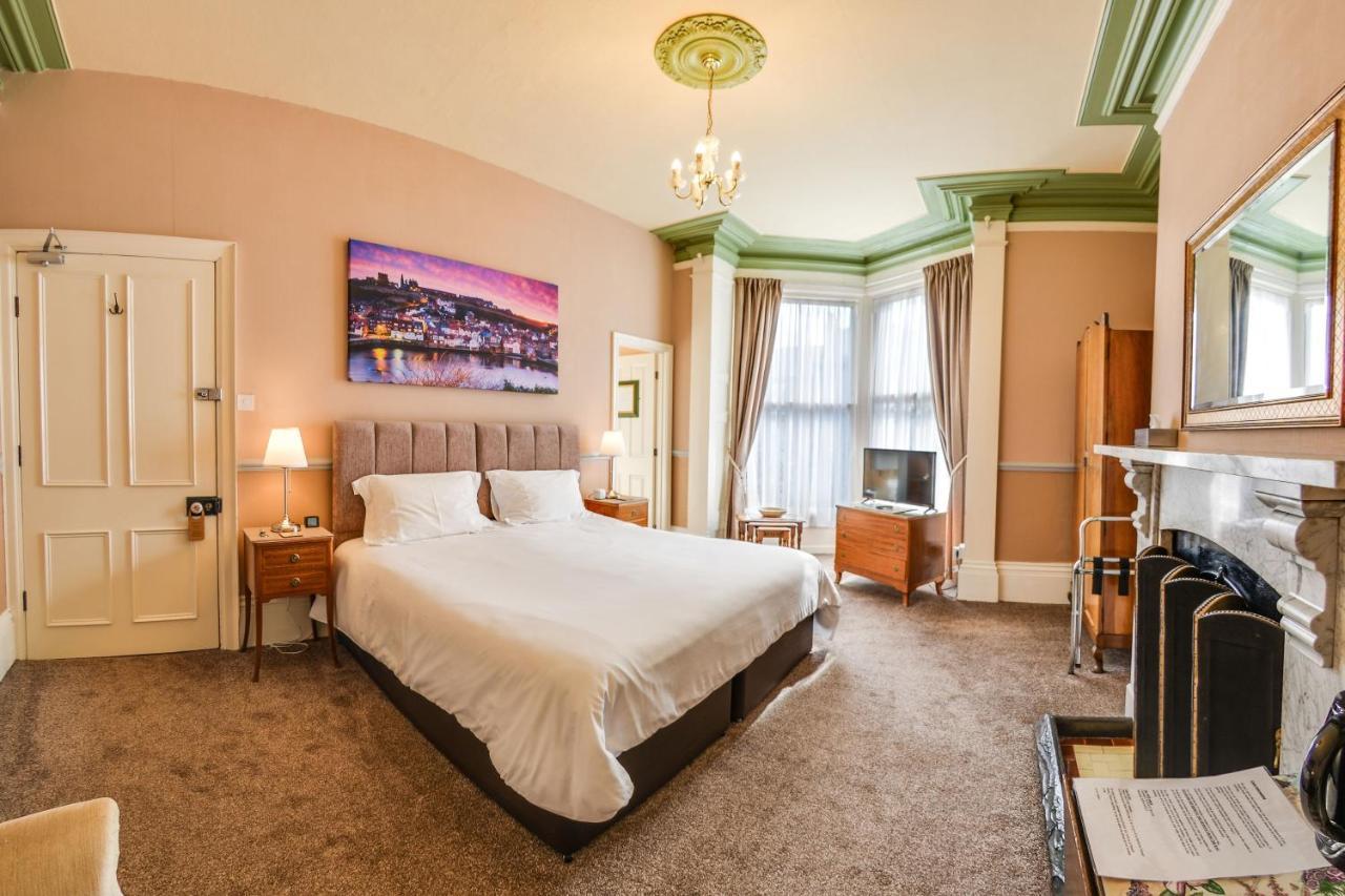 Pannett House Bed & Breakfast, Beautiful Victorian Residence Уитби Екстериор снимка