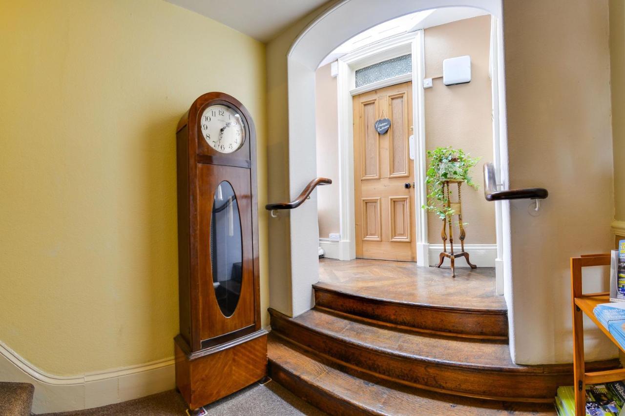 Pannett House Bed & Breakfast, Beautiful Victorian Residence Уитби Екстериор снимка