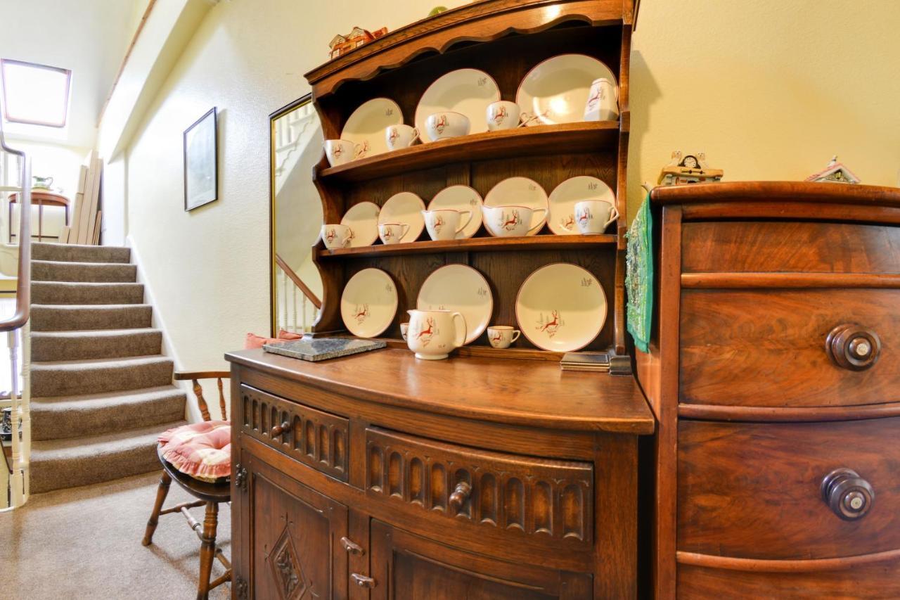 Pannett House Bed & Breakfast, Beautiful Victorian Residence Уитби Екстериор снимка