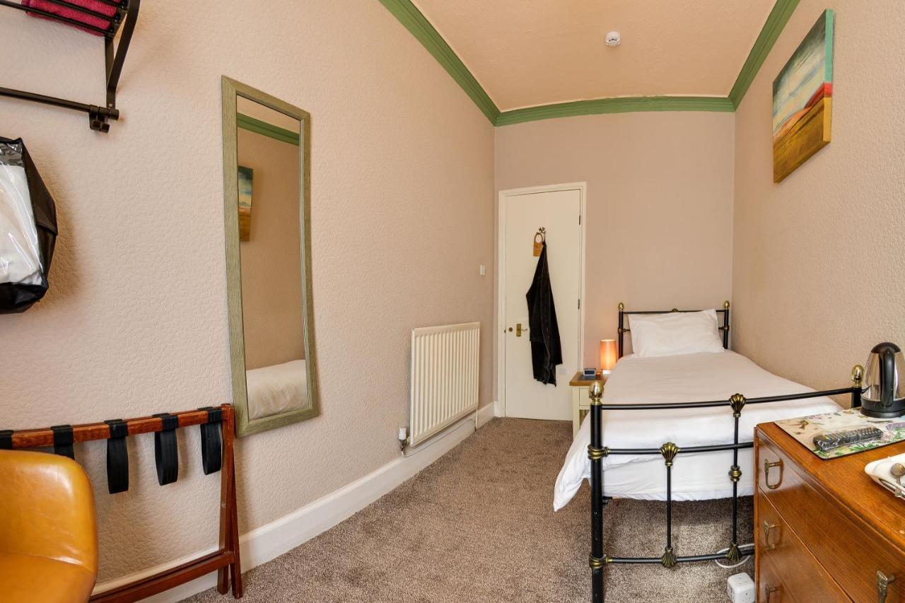 Pannett House Bed & Breakfast, Beautiful Victorian Residence Уитби Екстериор снимка