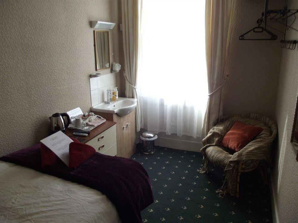 Pannett House Bed & Breakfast, Beautiful Victorian Residence Уитби Екстериор снимка