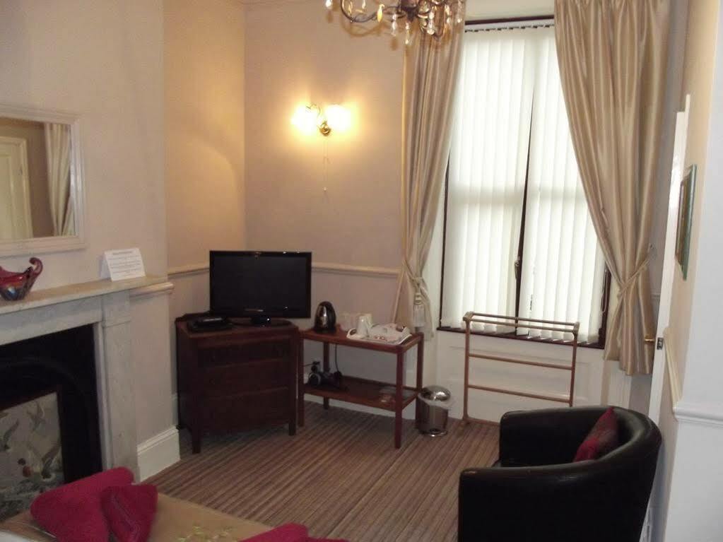 Pannett House Bed & Breakfast, Beautiful Victorian Residence Уитби Екстериор снимка